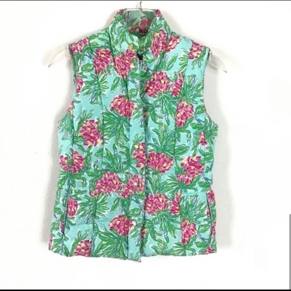 Lilly Pulitzer Jackets & Blazers - Lilly Pulitzer Vest Jacket Puffer Floral Green Size XS
